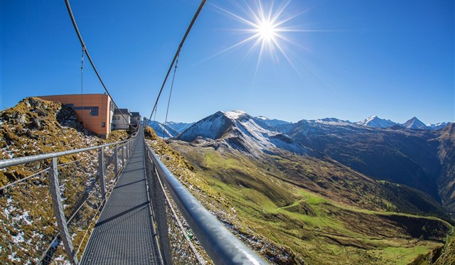 Rakousko - Lázeňské alpské středisko Bad Gastein a výjezd lanovkou na Stubnerkogel  